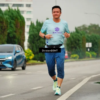 Runner Photo 8505013