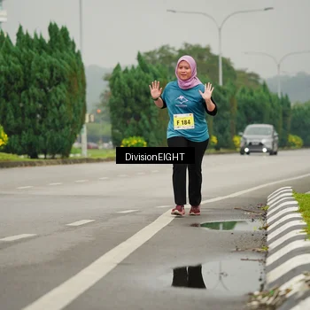 Runner Photo 8505037