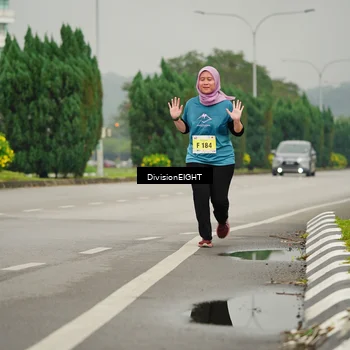 Runner Photo 8505060