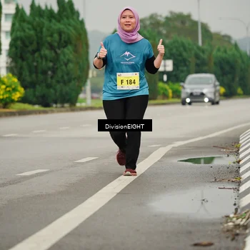 Runner Photo 8505111