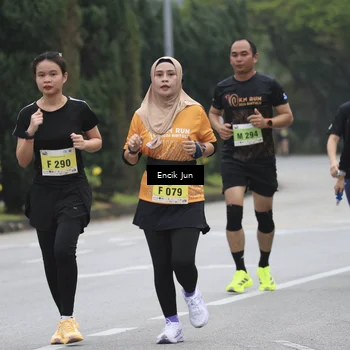 Runner Photo 8505131