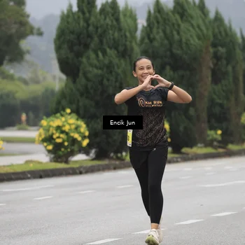 Runner Photo 8505280