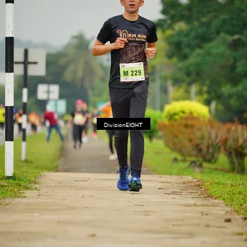Runner Photo 8505313