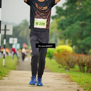 Runner Photo 8505381