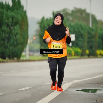 Runner Photo 8505404