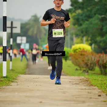 Runner Photo 8505426