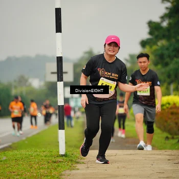 Runner Photo 8505500