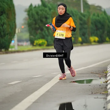 Runner Photo 8505576