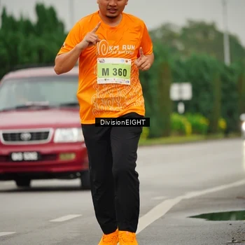 Runner Photo 8505663