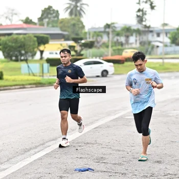 Runner Photo 8505668