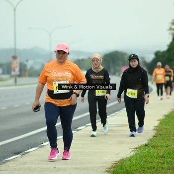 Runner Photo 8505695