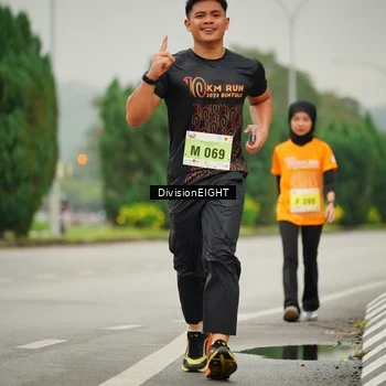 Runner Photo 8505770