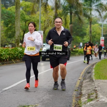Runner Photo 8505853