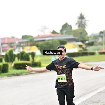 Runner Photo 8505858