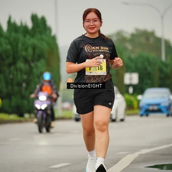 Runner Photo 8505863