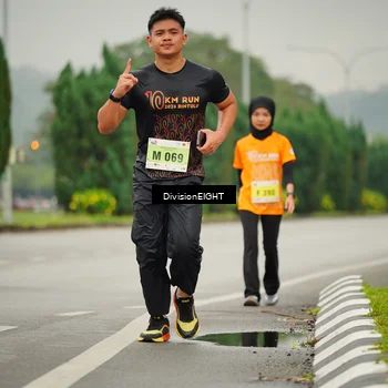 Runner Photo 8505913