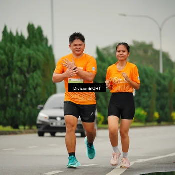 Runner Photo 8505974