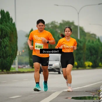Runner Photo 8505983