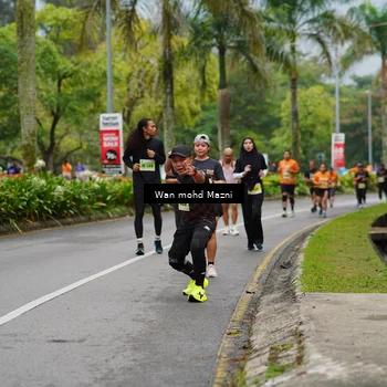Runner Photo 8506010