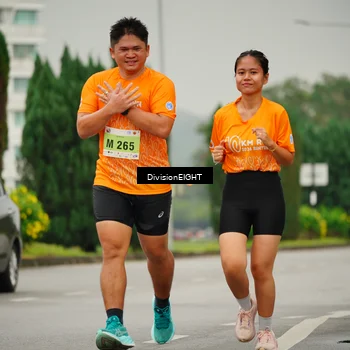Runner Photo 8506063