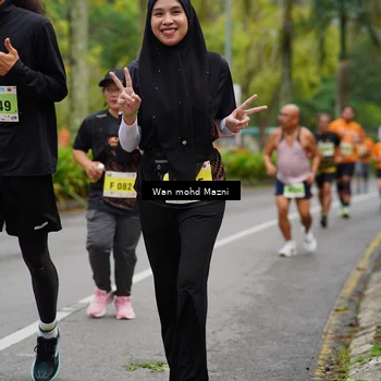 Runner Photo 8506071