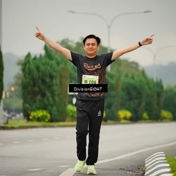Runner Photo 8506189