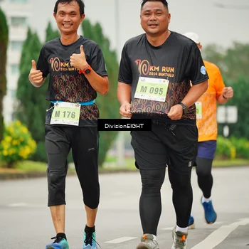 Runner Photo 8506234