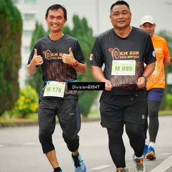 Runner Photo 8506242