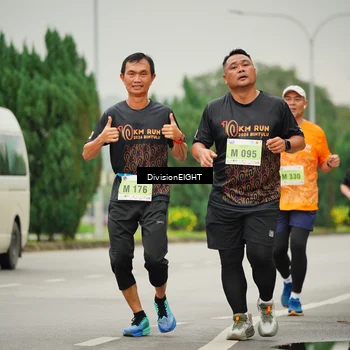 Runner Photo 8506276