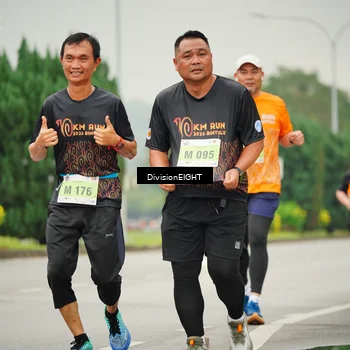 Runner Photo 8506305