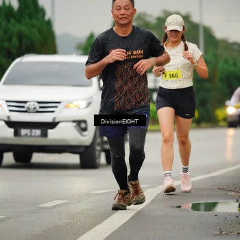 Runner Photo 8506400