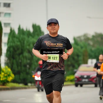 Runner Photo 8506772