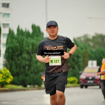 Runner Photo 8506773