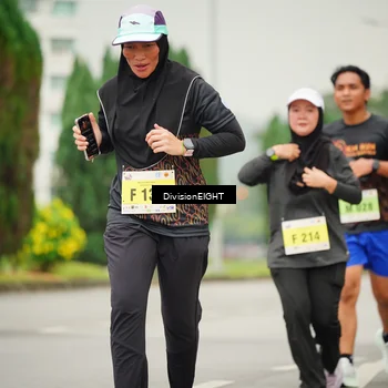 Runner Photo 8506825