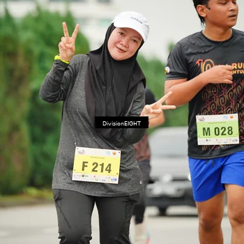 Runner Photo 8506848
