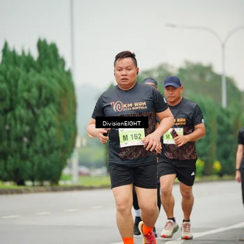 Runner Photo 8506901
