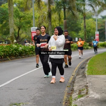 Runner Photo 8507003