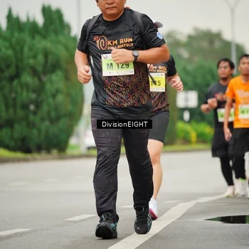 Runner Photo 8507004