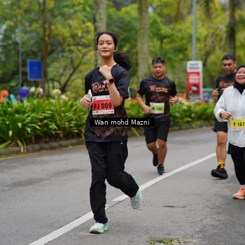 Runner Photo 8507032