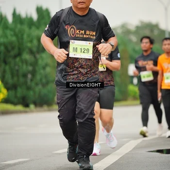 Runner Photo 8507073