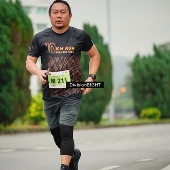 Runner Photo 8507079