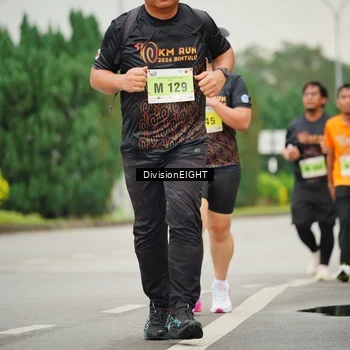 Runner Photo 8507083
