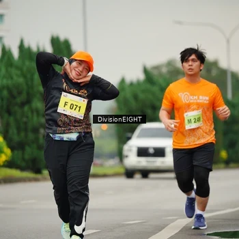 Runner Photo 8507093