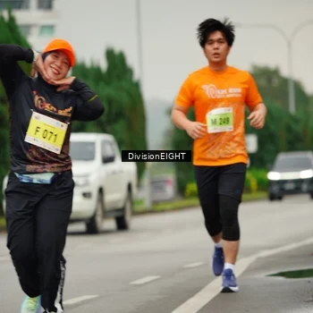 Runner Photo 8507107