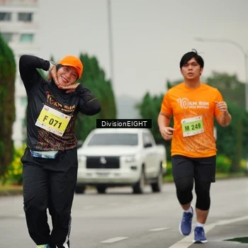 Runner Photo 8507108