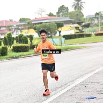 Runner Photo 8507110
