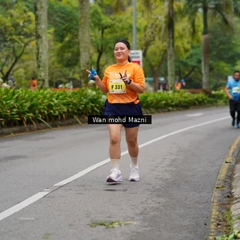 Runner Photo 8507142