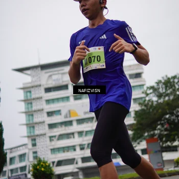 Runner Photo 8507200