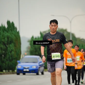 Runner Photo 8507236