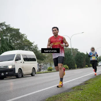 Runner Photo 8507402